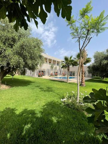 Villa contemporaine titrée km 15 - 2