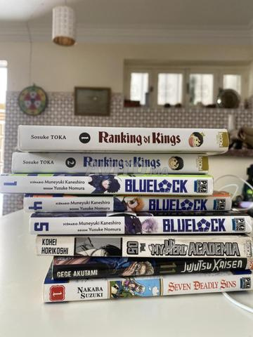 Lot de 7 mangas