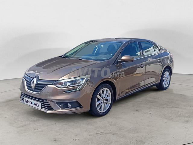 RENAULT. Megane