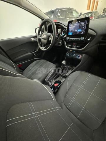Ford Fiesta Essence Manuelle 2019 à Salé - 2
