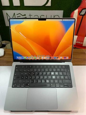 Apple MacBook Pro 14 M2 16Go 512Go - 2