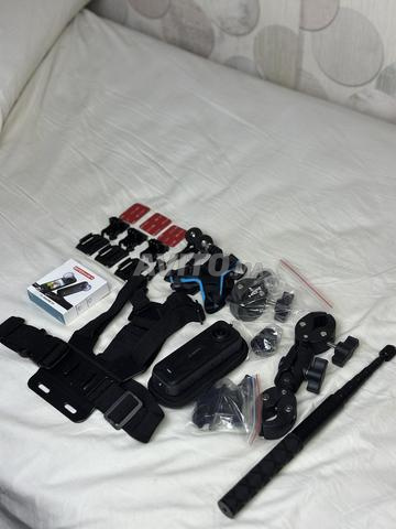 Insta 360 X5 plus tous les accessoires