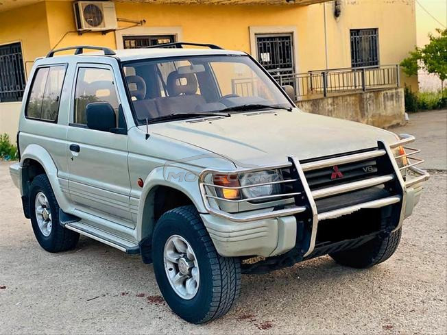 Mitsubishi Pajero Essence Automatique 1995