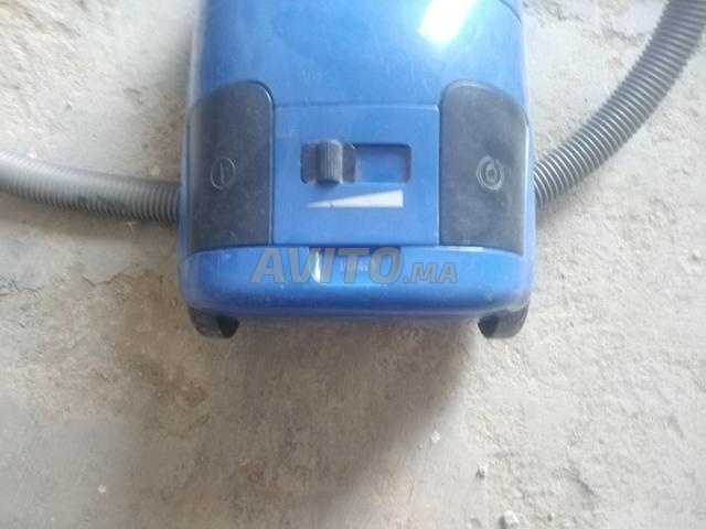 Aspirateur d'occasion - 2