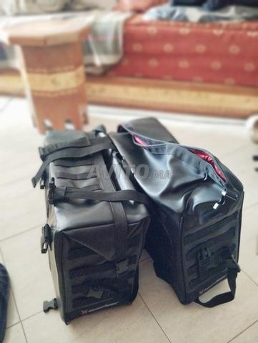Sacs latéraux noirs Maxleer pour moto - 2