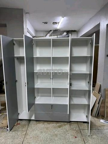 Armoire à vêtements 4 portes - 2