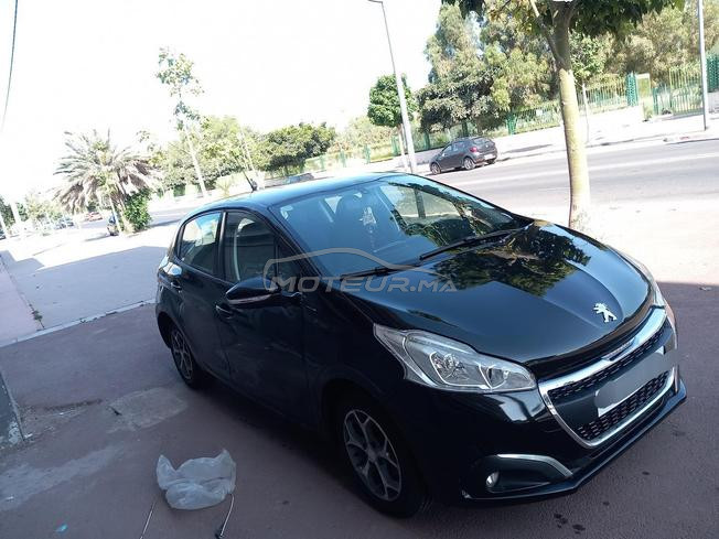 Peugeot  208