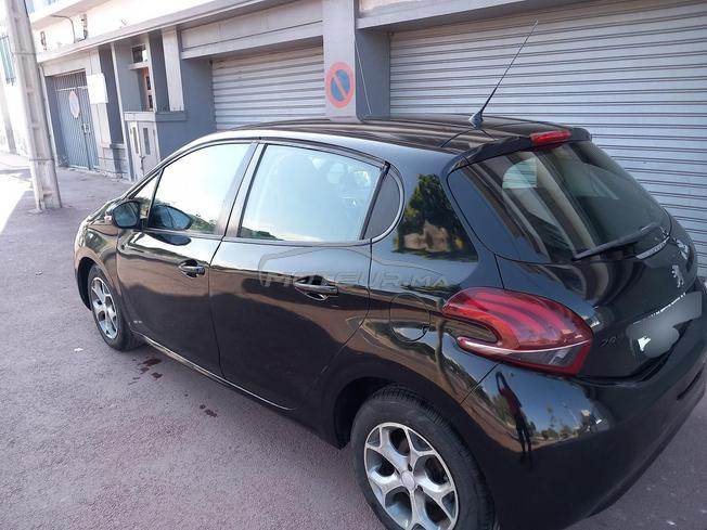 Peugeot  208