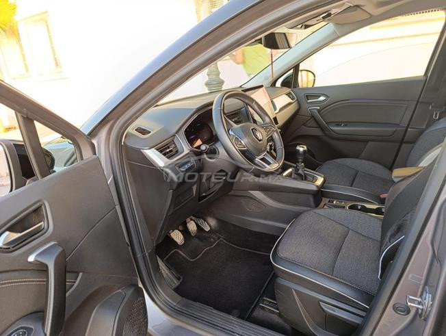 Renault Captur modèle 2023 excellent état