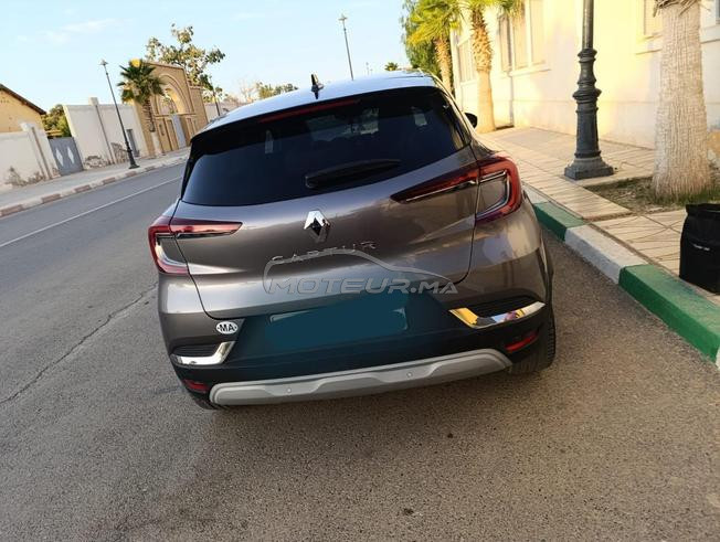 Renault Captur modèle 2023 excellent état