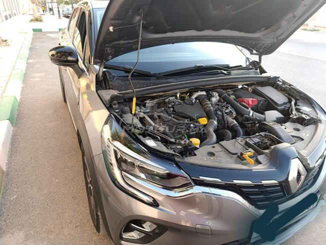 Renault Captur modèle 2023 excellent état