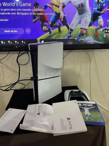 PlayStation 5 slim standard lecteur CD - 2