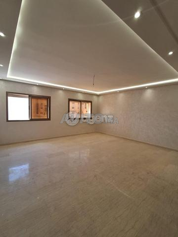 BOU-OU-1031 - Appartement à vendre à Victoria