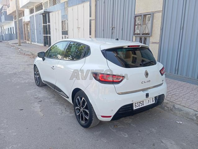 Renault Clio 4 l'intense - 2