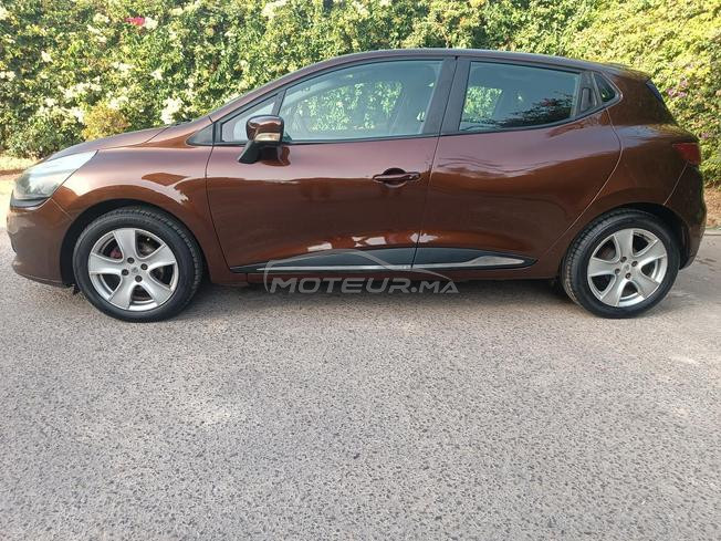 clio 4 diesel 2015 très bon état à Casablanca 
