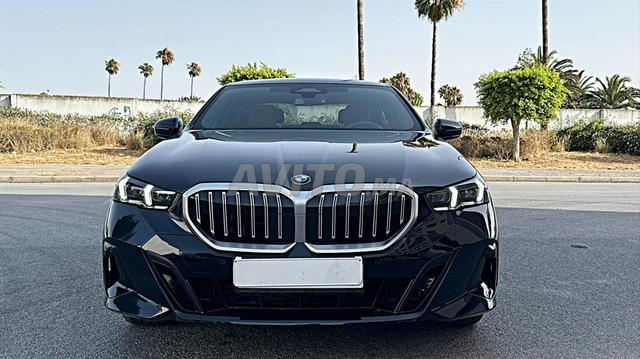 BMW الفئة الخامسة أوتوماتيكية 2025 - 2
