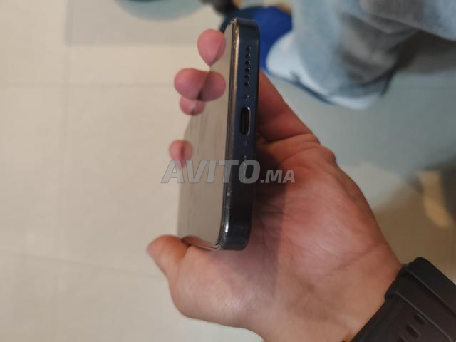 iPhone 16 Pro - 2