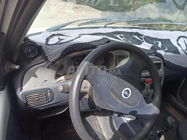 Fiat Palio Essence Manuelle 2005 à Mrir't - 2