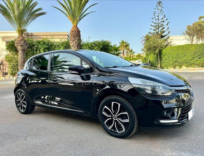Renault Clio Diesel Automatique 2018 à Rabat