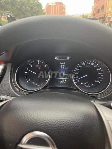 Voiture toutes options sauf toit, très propre - 2