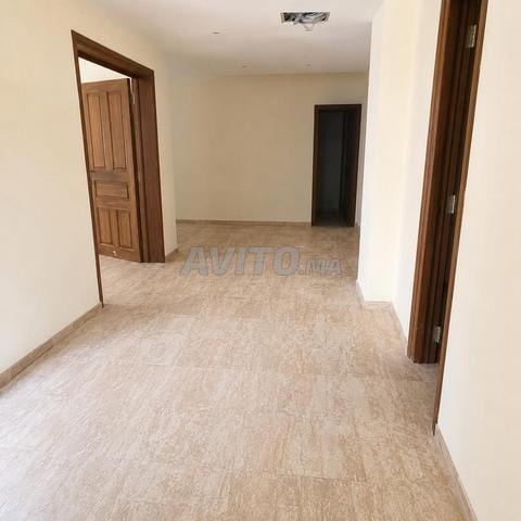 Bureau 361 m² à louer — Bd Moulay Ismail - 2