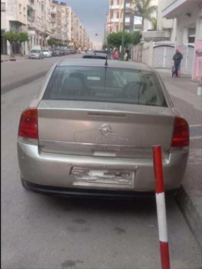 سيارة عائلية أوبل فيكترا مازوط 