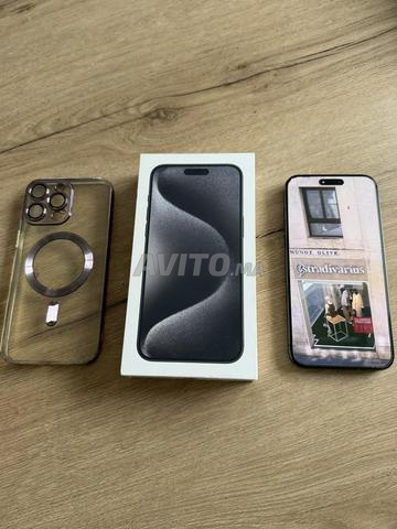 iPhone 15 Pro Max importé de France