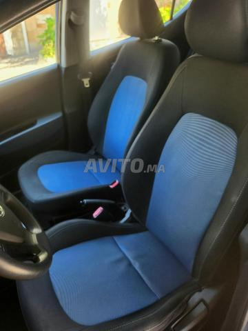 Hyundai i10 Grand 2015 - Excellent état - 2