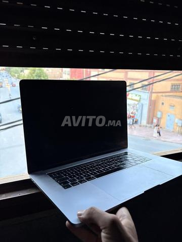 MacBook Pro 2019 16Go RAM i7