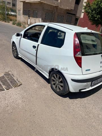 Fiat Punto Essence Manuelle 2002 dédouaner en 2010 - 2