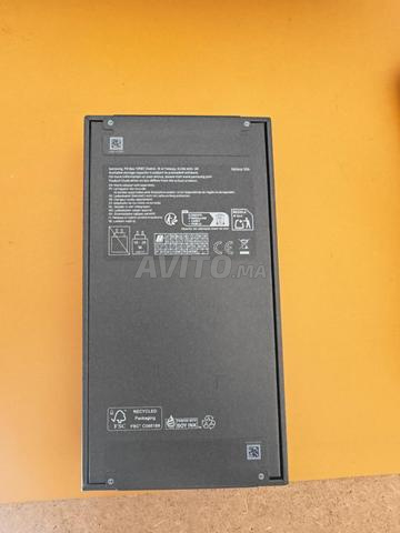 Samsung s26 bleu 256gb avec buds4 et smartTag2 - 2
