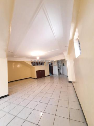 Bureau 93m À Bourgogne - 2