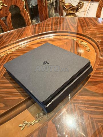 PS4 comme neuve (sans manette) - 2