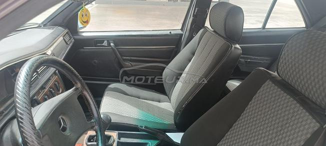 Mercedes Benz 190 model 87 moteur 2,5 bon etat