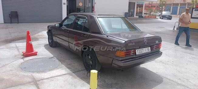 Mercedes Benz 190 model 87 moteur 2,5 bon etat