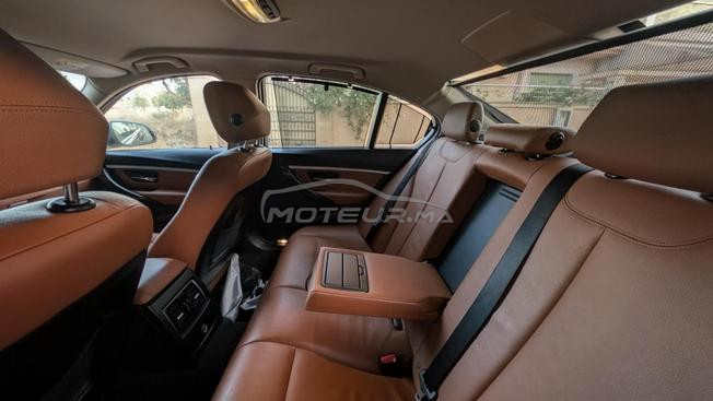 très belle voiture 