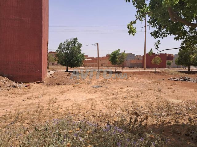 Terrain commercial Beni Drar 157m² - 2