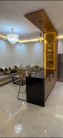 APPARTEMENT MODERNE MEUBLÉ À LOUER