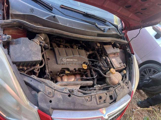 Opel Corsa Essence Manuelle 2013 à Casablanca