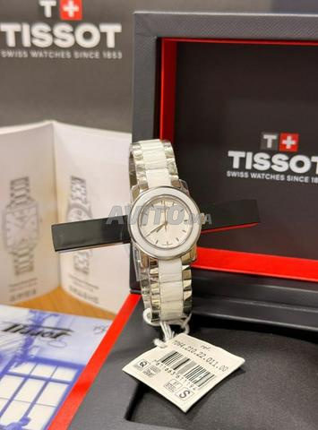 ساعة تيسوت أنيقة TS18700 مع علبة - 2