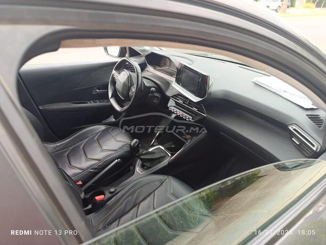 Peugeot 208 Diesel Manuelle 2021 à Fès
