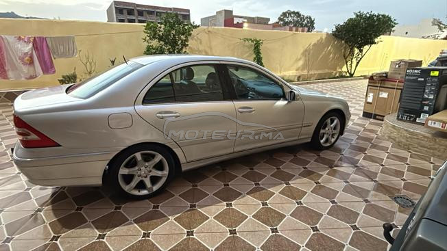 mercides 220c model 2005 nador