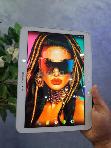 Tablette Samsung Galaxy Tab 4 16GB Wi-Fi - 2