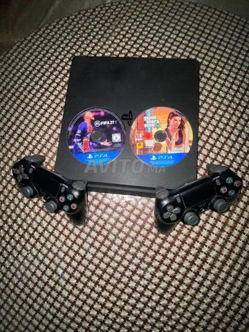 PS4 slim en ligne - 2