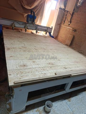 Machine CNC 4 têtes, encore neuve