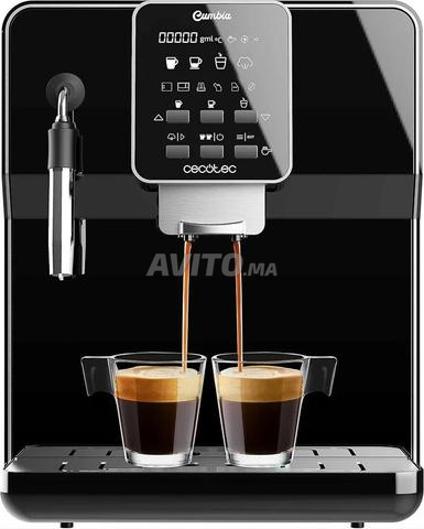 Machine à café automatique avec moulin intégré - 2
