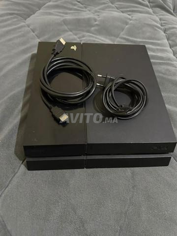 PS4 très neuf, en excellent état - 2