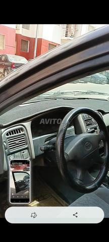 Voiture Toyota Avensis modèle 1999 diesel - 2