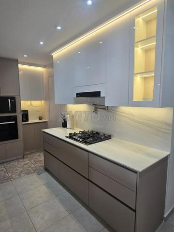 Cuisine Moderne avec Îlot central - 2