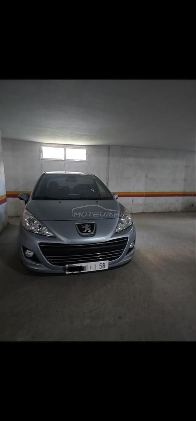 A vendre une jolie 207 sportium